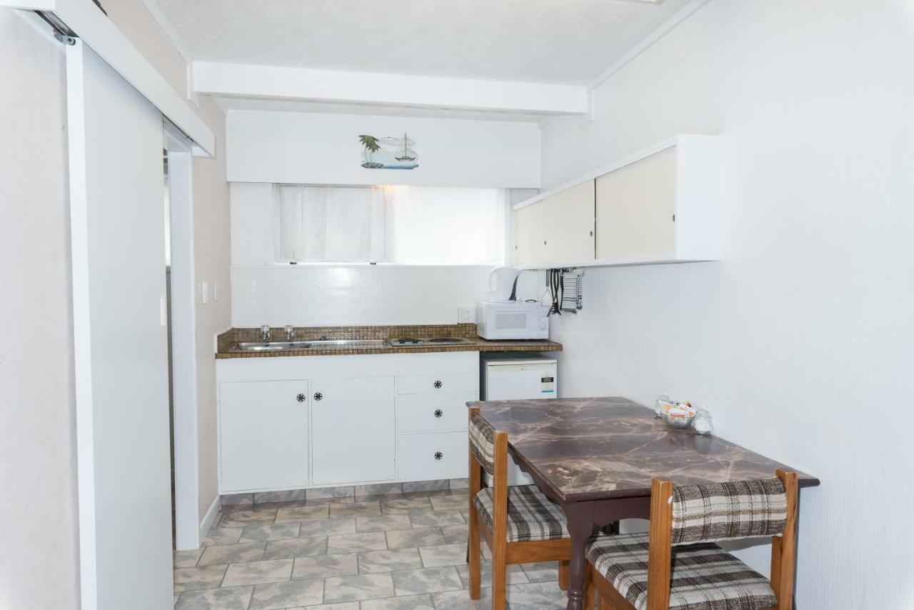San Marino Motor Lodge Absolute Beachfront Coopers Beach Bagian luar foto